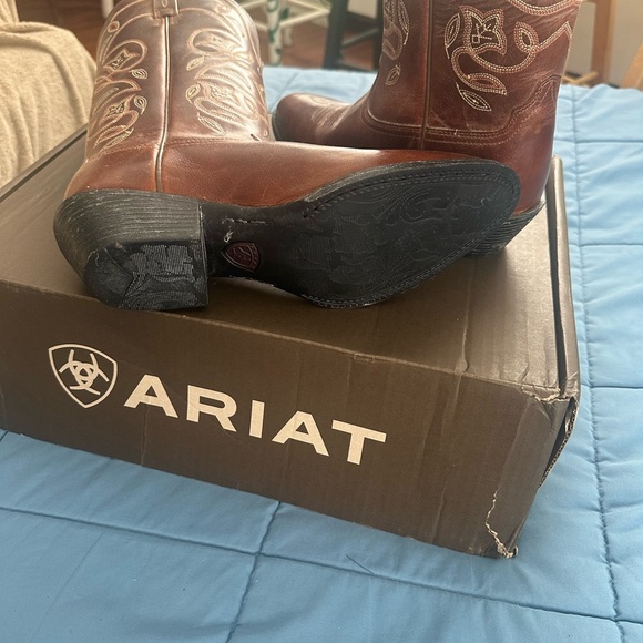 Ariat Chestnut Leather Women’s Cowboy Boots - Picture 4 of 9